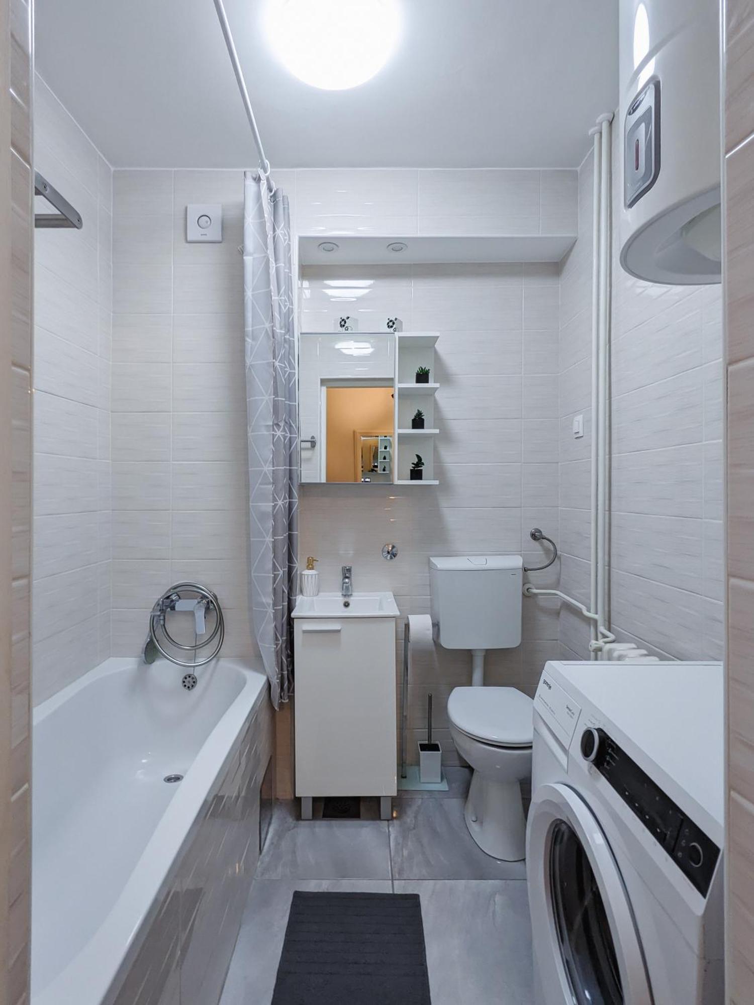 Apartman Franko - Self Check In Osijek Exteriör bild